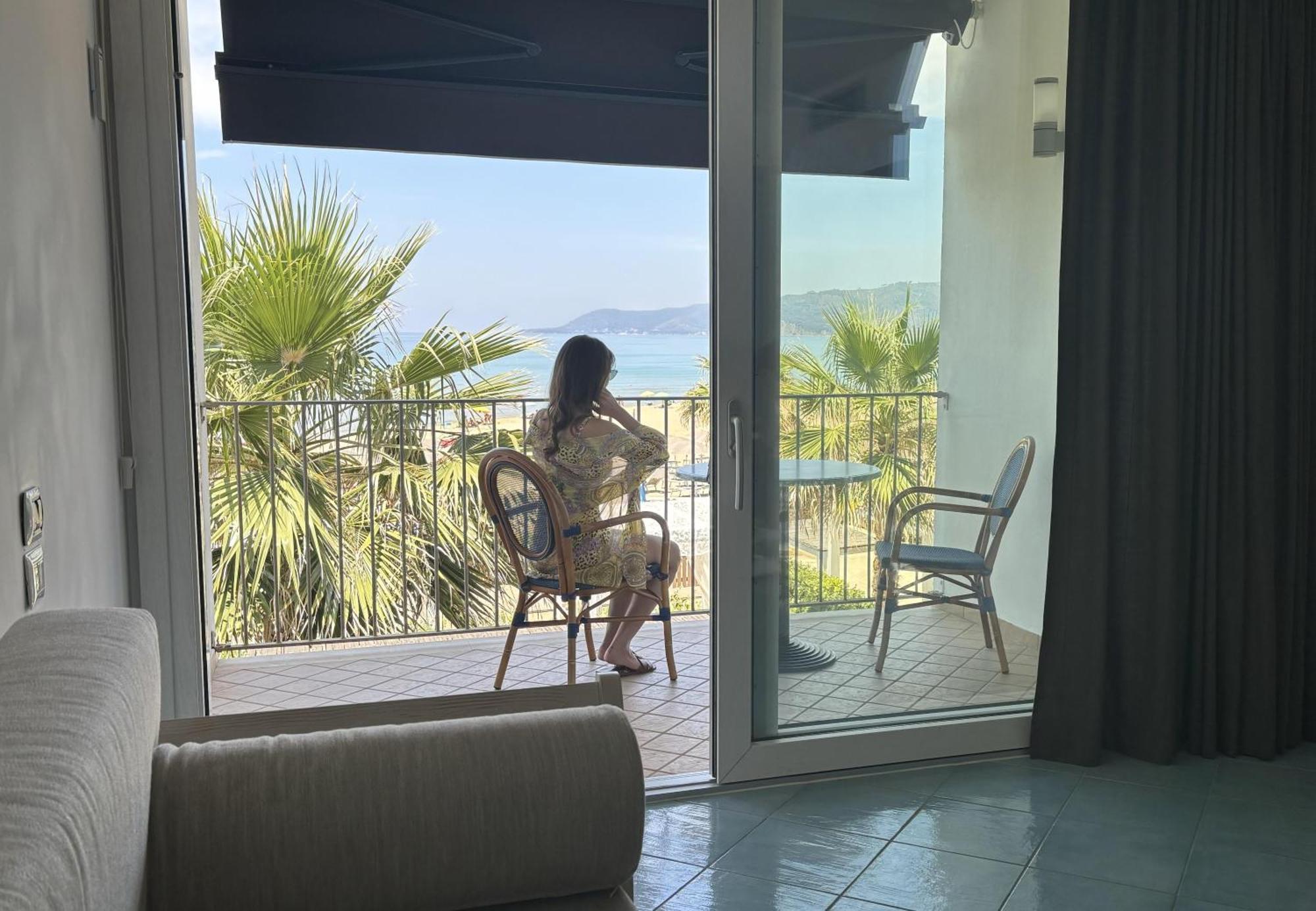 Ancora Resort Acciaroli Bagian luar foto