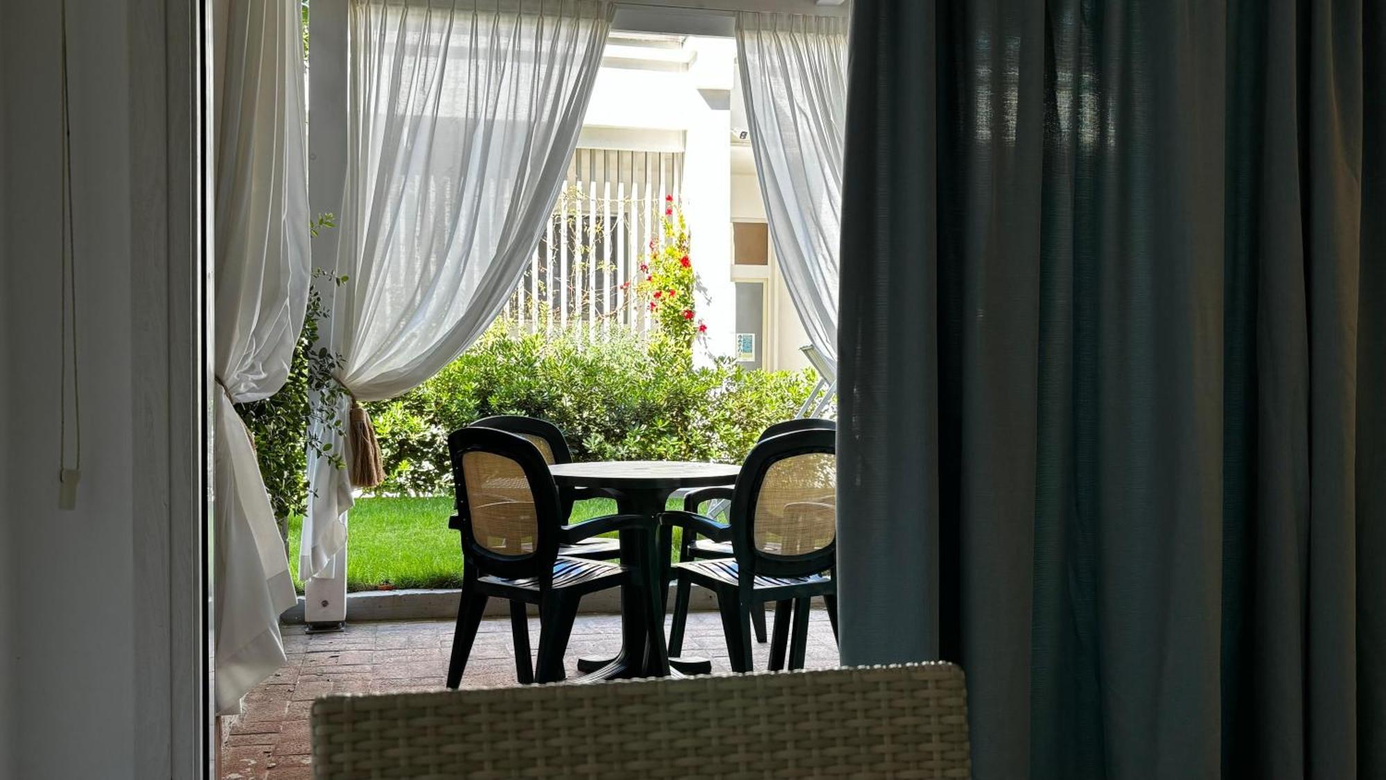 Ancora Resort Acciaroli Bagian luar foto