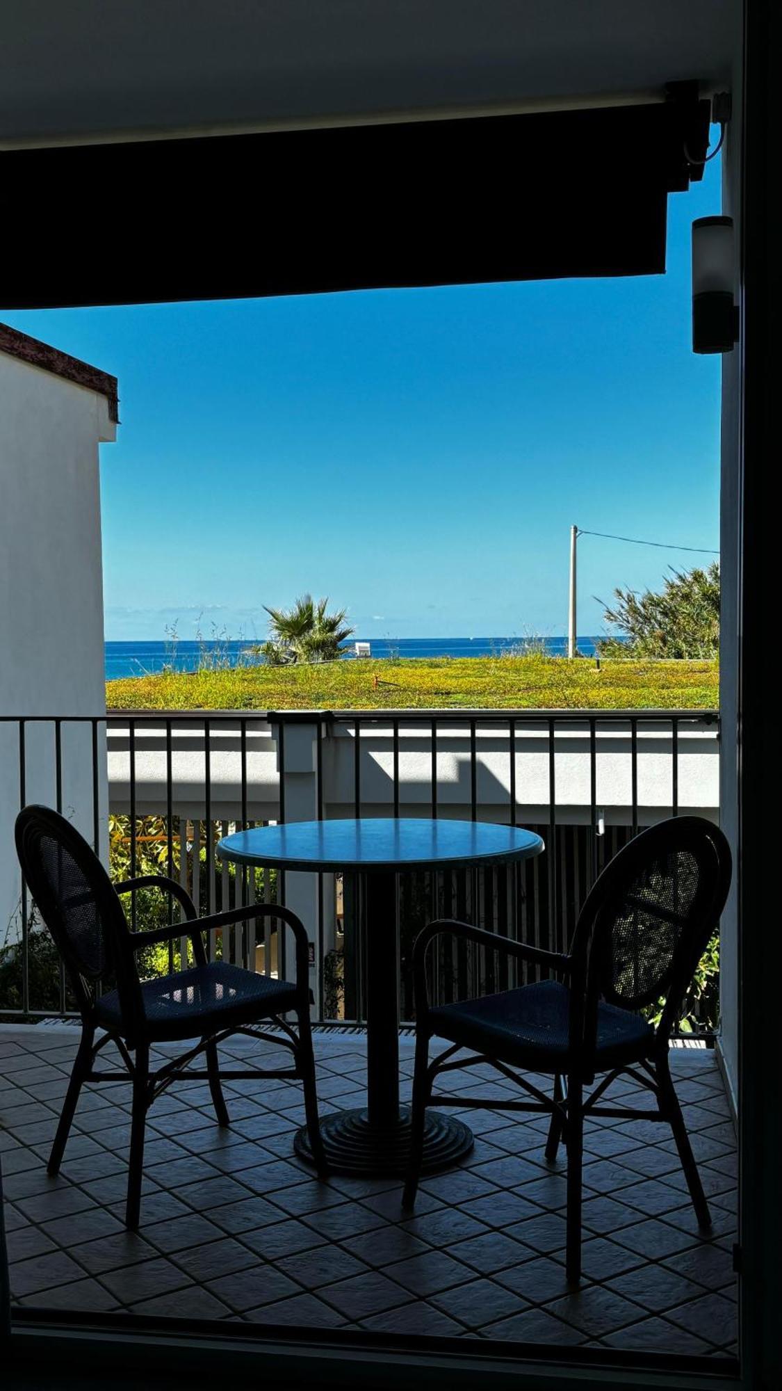 Ancora Resort Acciaroli Bagian luar foto