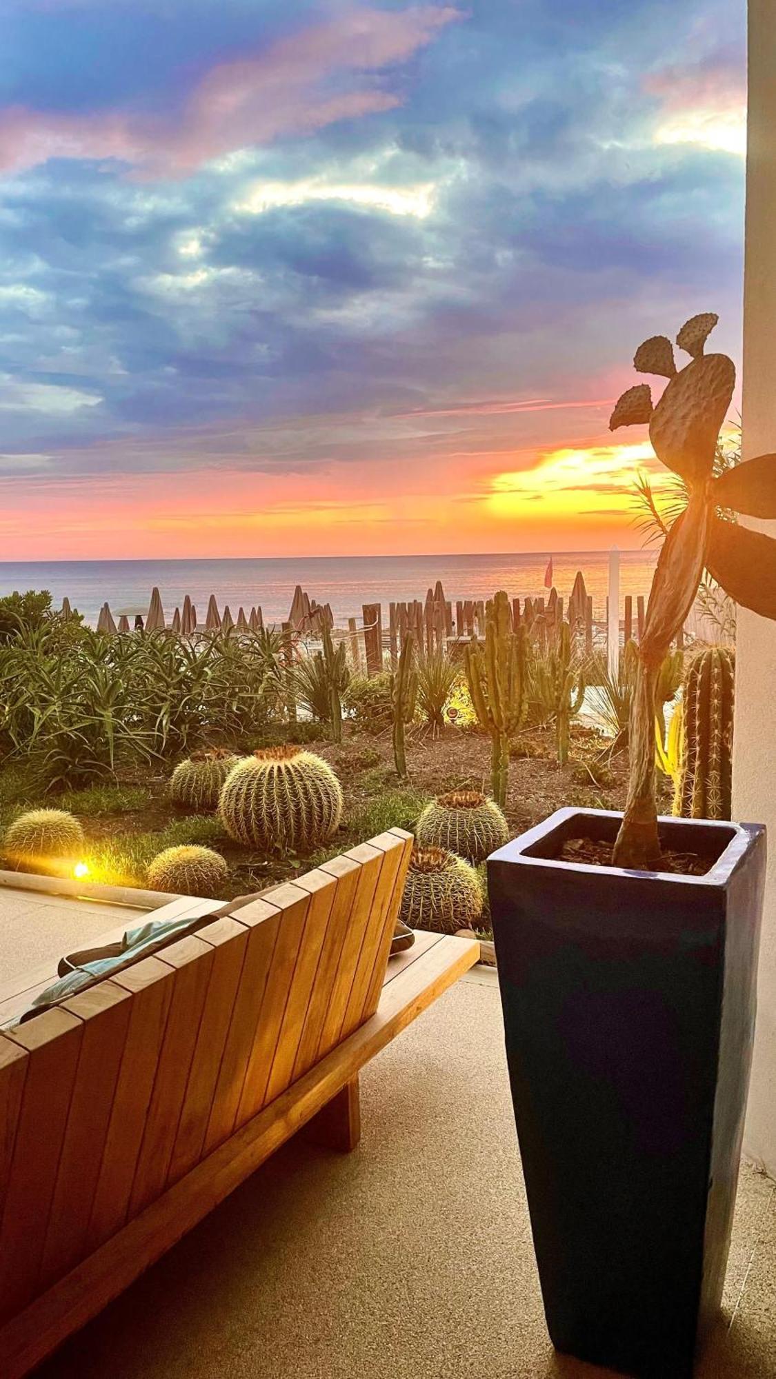 Ancora Resort Acciaroli Bagian luar foto